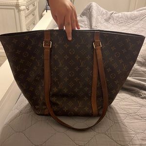 Louis Vuitton Sac shopping bag